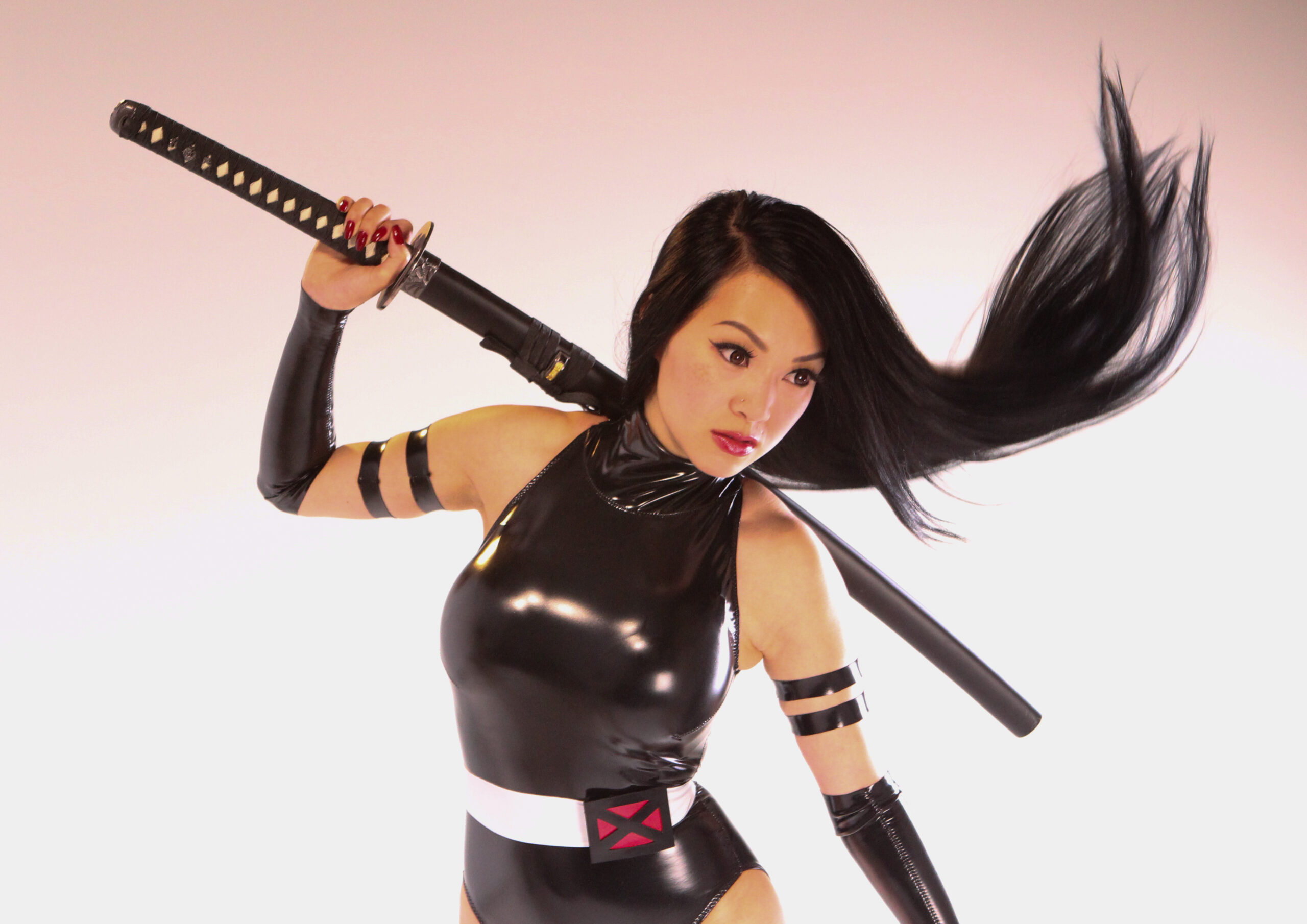 Linda Le (Vampy Bit Me)